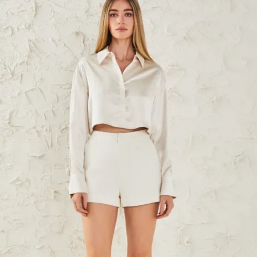 Endless rose satin cropped shirt